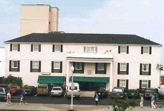 Hyatt House Virginia Beach / Oceanfront Hotel