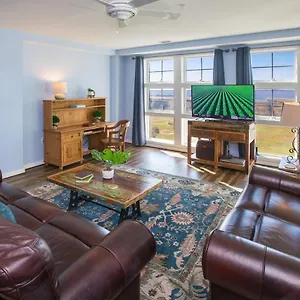 The Sanctuary - Sunset Haven B335 Apartment