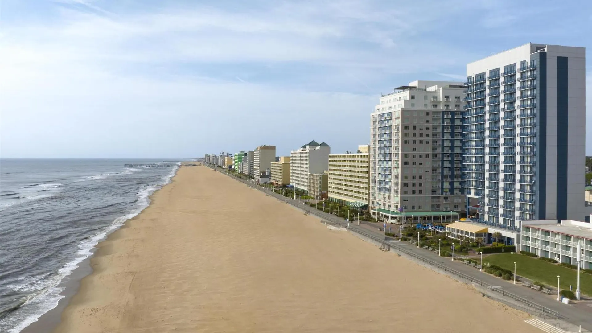 Hyatt House Virginia Beach / Oceanfront Hotel